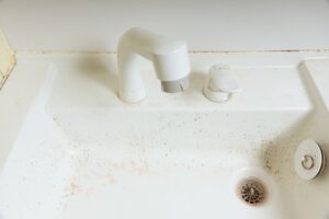 洗面台の汚れを綺麗にしたい